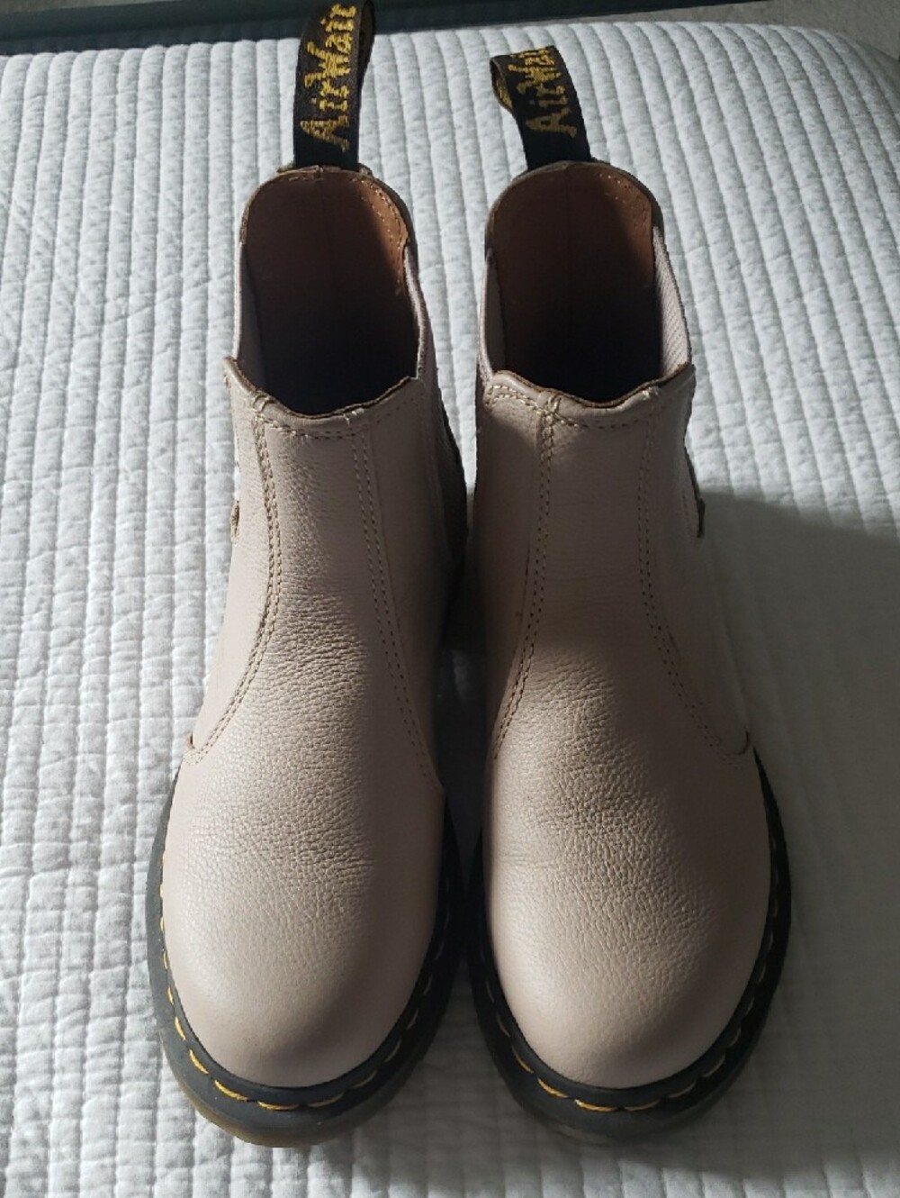 Dr. Martens Docs Ankle Boots in Light Beige - Never Worn - Picture 2 of 5